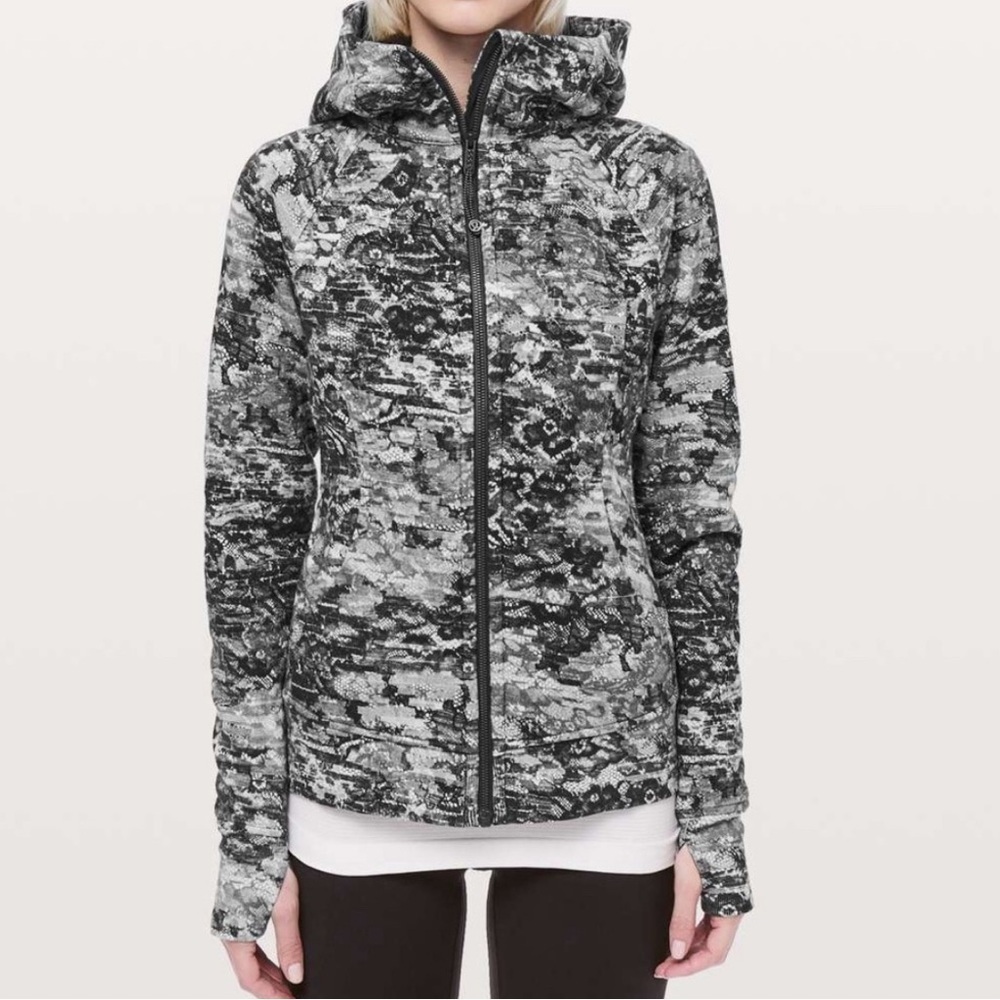 Lululemon Scuba Hoodie Masked Lace Starlight Black
size 4